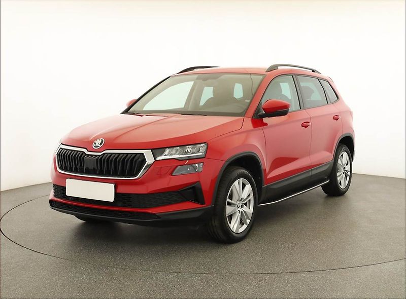 Škoda Karoq (2023) Style 1.5 TSI - fotka 2 z 16