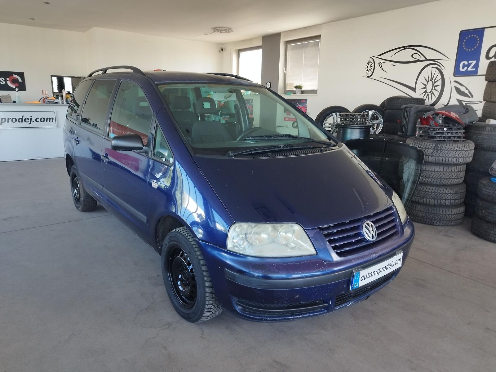 Volkswagen Sharan 1,9TDI,85KW,7MÍST,TAŽNÝ,KLIMA