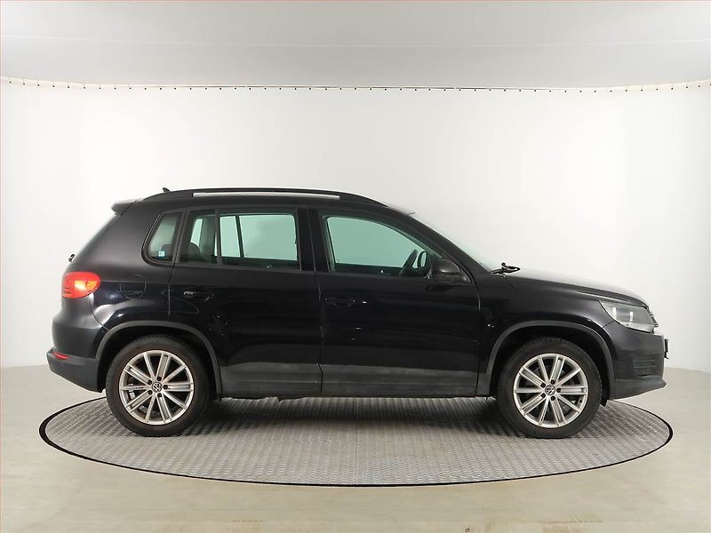 Volkswagen Tiguan (2012) 1.4 TSI, 4X4, Navi, Tempomat - fotka 6 z 17