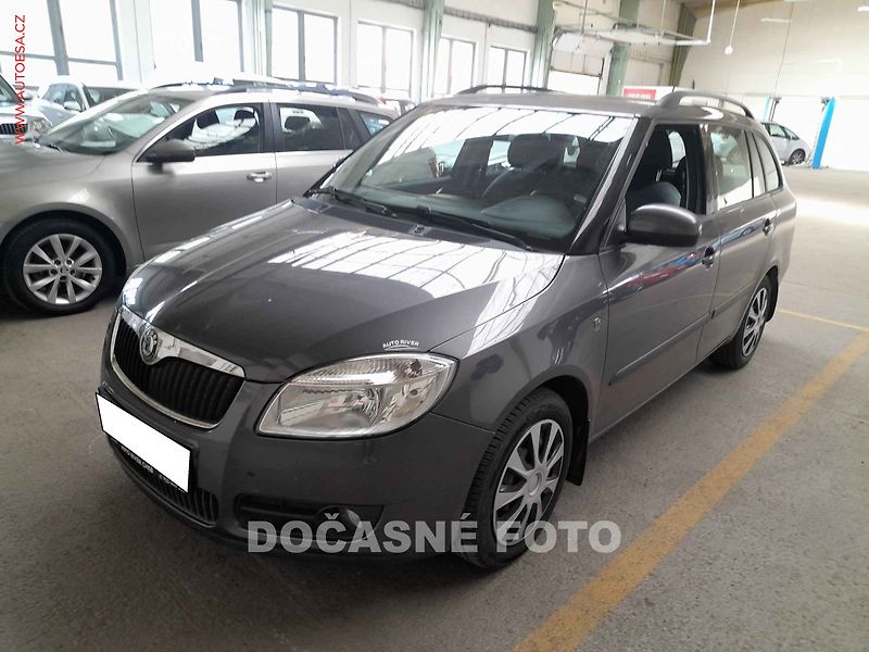 Škoda Fabia (2009) 1.4 - fotka 1 z 3