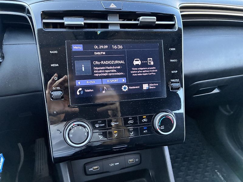 Hyundai Tucson 1.6T-GDi 110kW KLIMA ALU       - fotka 10 z 12
