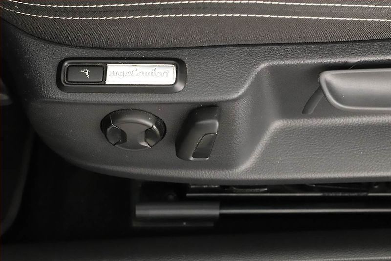 Volkswagen Passat (2022) Business 2.0 TDI, ČR,1.maj - fotka 11 z 18