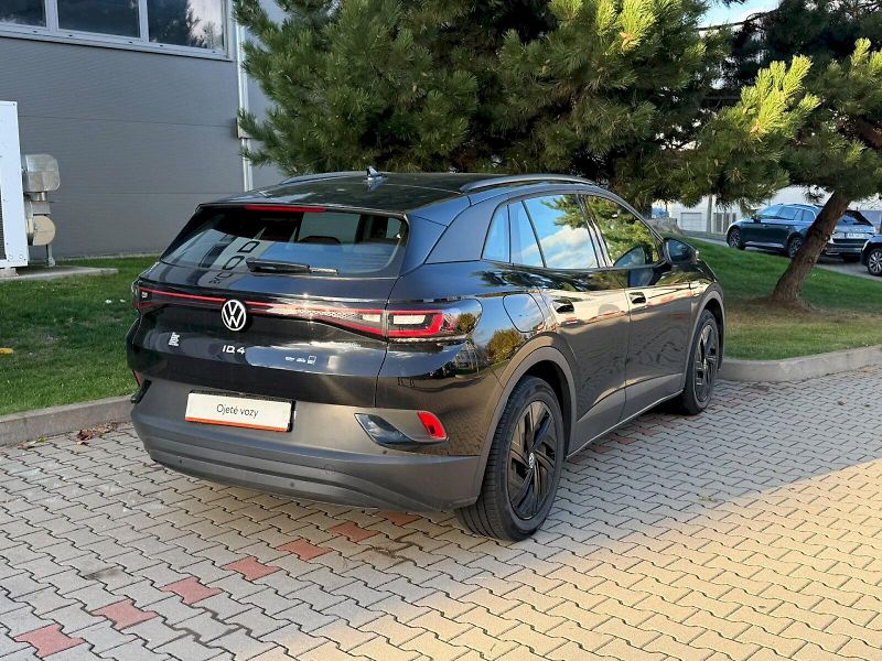 Volkswagen ID.4 (2023) Performance 150kW 82kWh Kamera - fotka 14 z 23
