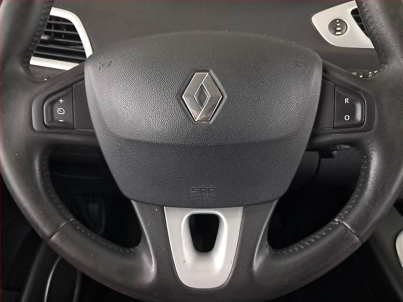 Renault Scénic (2009) 1.9 dCi, Serv.kniha, po STK - fotka 17 z 17