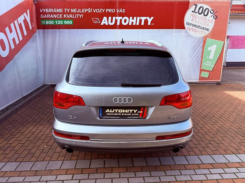 Audi Q7 3.0 TDi Quattro Tiptronic, Nav - fotka 7 z 19