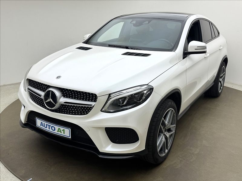 Mercedes-Benz GLE 3,0 AMG 4X4 LED DPH PANO TAŽNÉ - fotografie inzerátu