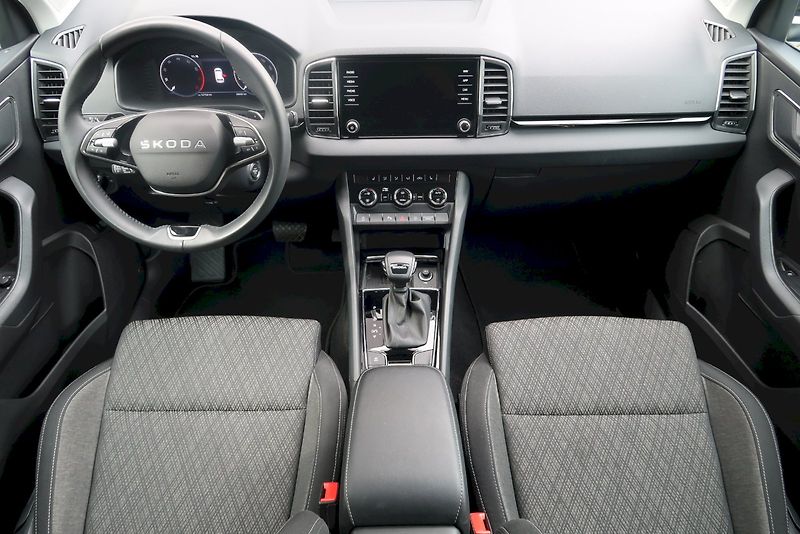 Škoda Karoq (2025) Selection 1,5 TSi / 110 kW DSG - fotka 12 z 32