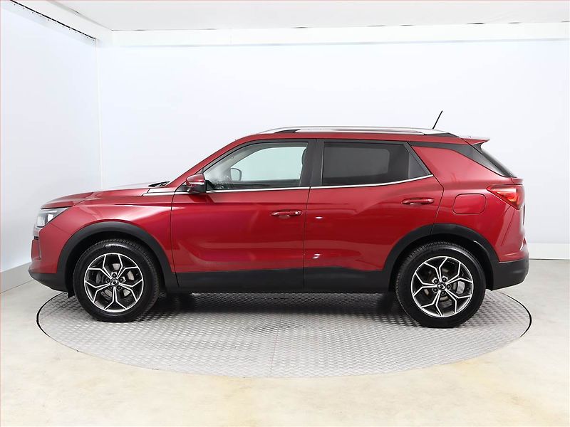 SsangYong Korando (2023) 1.5 T-GDI, Serv.kniha - fotka 3 z 16