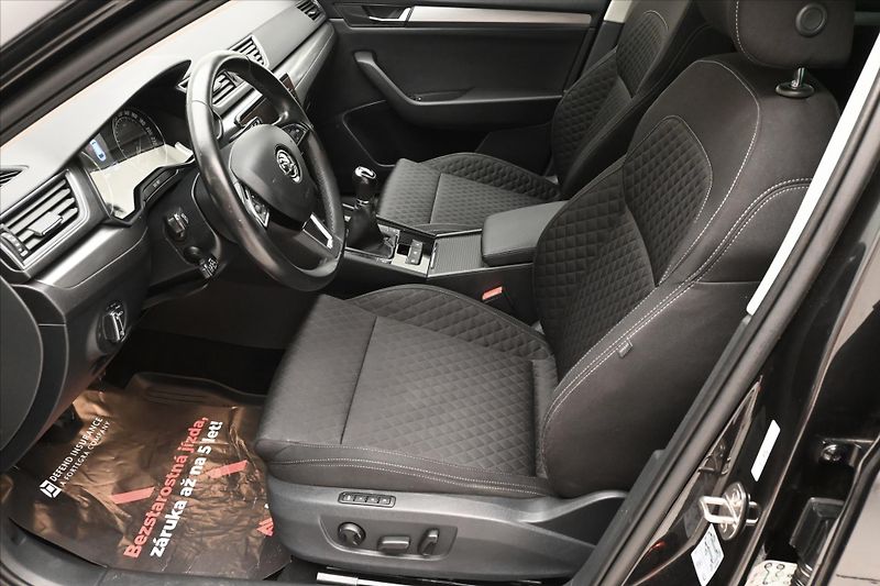 Škoda Superb 2,0 TDI 110 kW 4x4 Style Panor - fotka 13 z 32