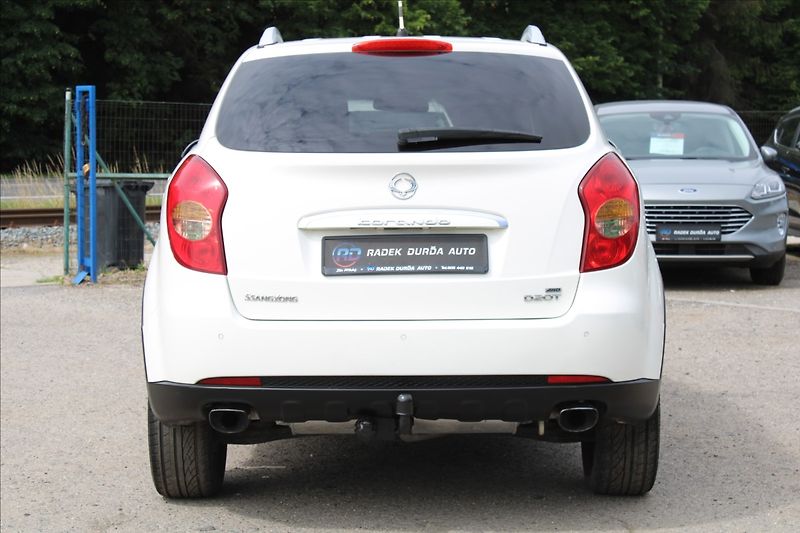 SsangYong Korando 2,0 D20T  AUTOMAT,4x4,TAŽNÉ - fotka 6 z 27