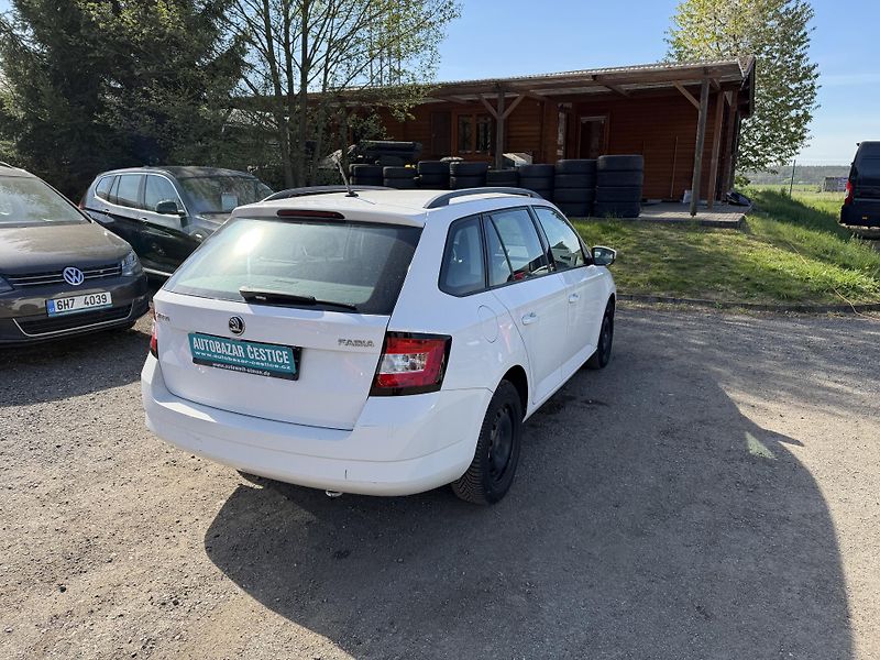 Škoda Fabia 1.0 TSI - fotka 6 z 21