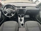 Škoda Octavia (2015) 1.2 TSi, Ambition, park. - náhled 8