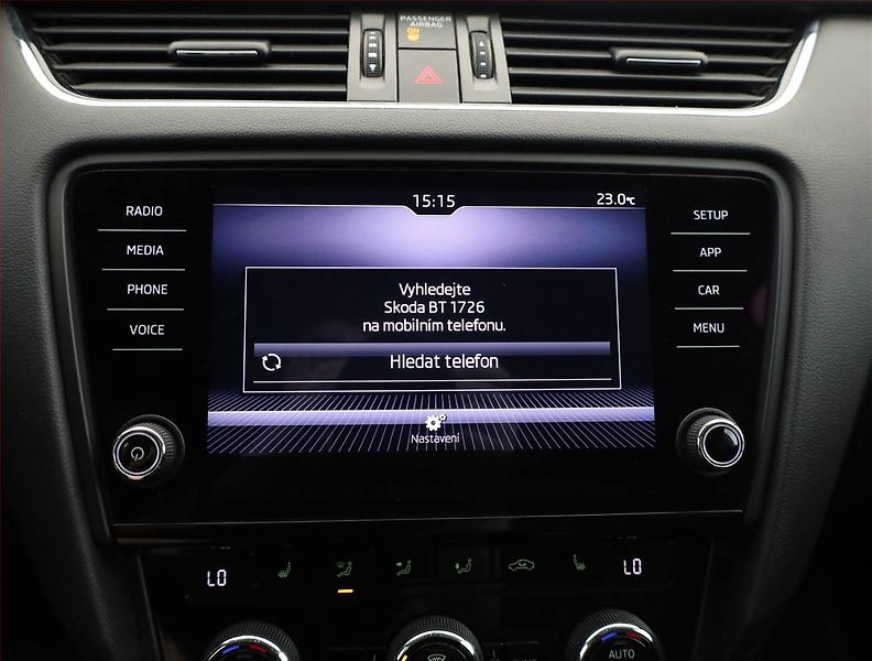 Škoda Octavia (2017) 2.0 TDI, Serv.kniha, Navi - fotka 12 z 20