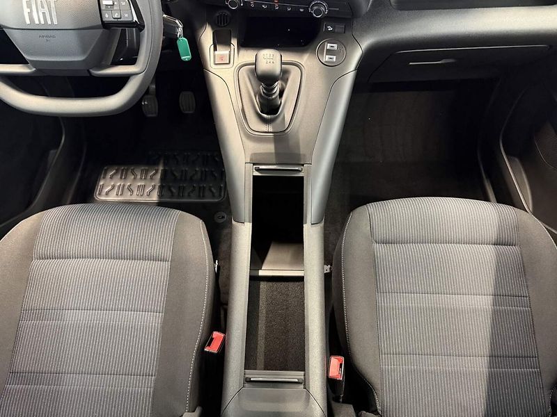 Fiat Qubo L (2026) Icon 1.5 BlueHDI 130k MT6 - fotka 9 z 18