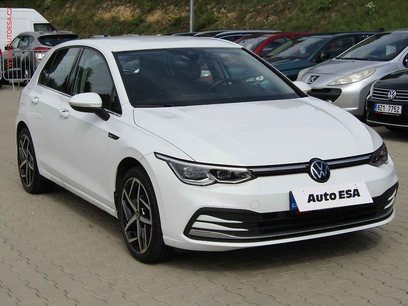 Volkswagen Golf (2022) 1.5TSi, 1.maj,ČR, LED, navi - fotografie inzerátu