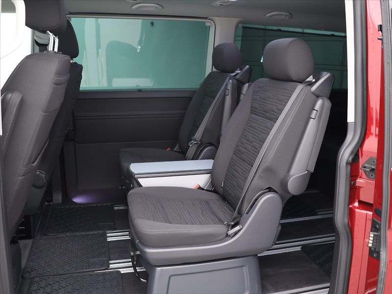 Volkswagen Multivan 2.0 TDI 150kW L 7 Míst DPH - fotka 16 z 33