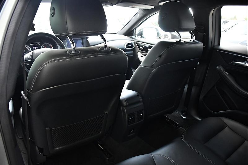 Infiniti QX30 220 CDI 4MATIC PANO ACC - fotka 19 z 52