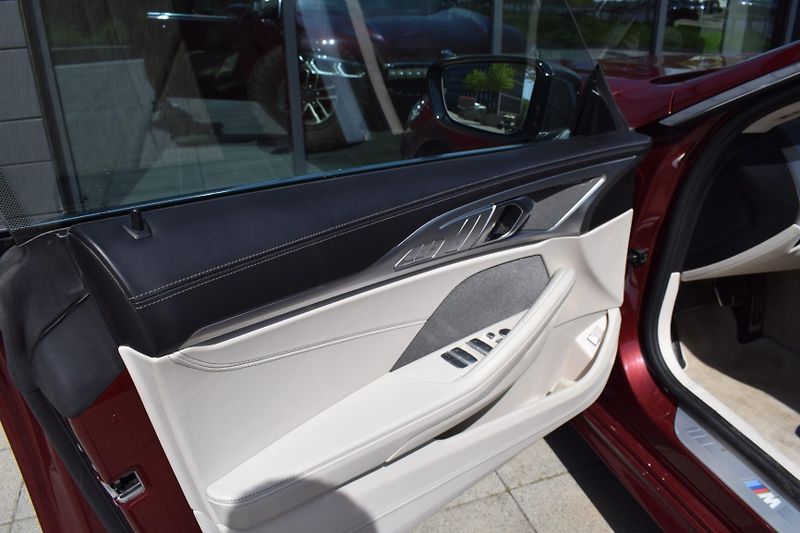 BMW Řada 8 (2020) 840i xD GranCoupe/karbon - fotka 39 z 67