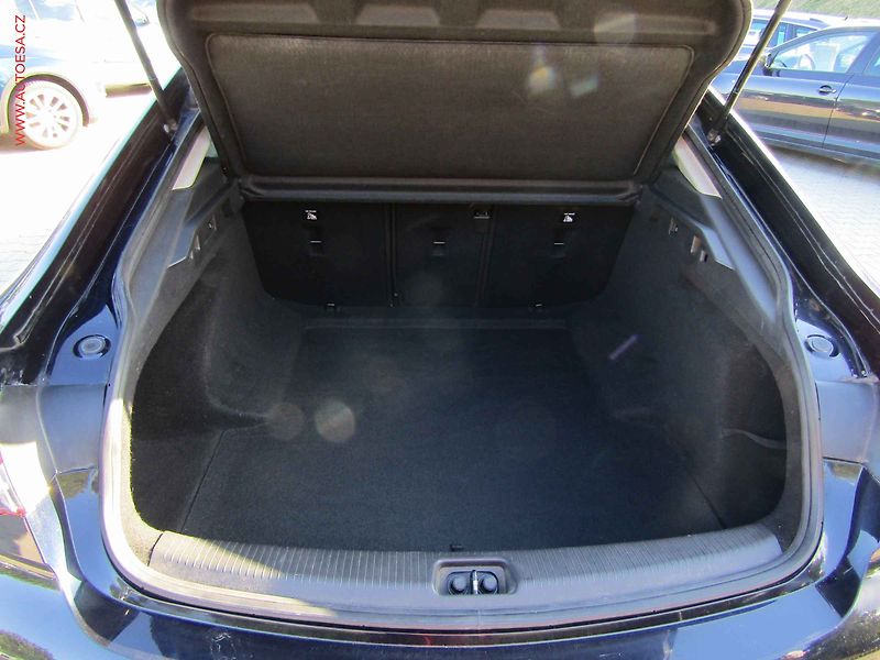 Opel Insignia (2017) 1.5T, LED, navi park.čidla - fotka 7 z 18