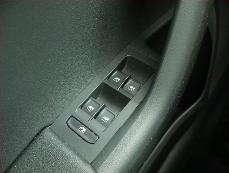 Škoda Octavia (2018) RS 2.0 TSI - fotka 17 z 23