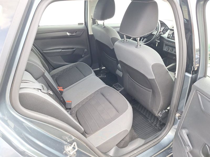 Škoda Fabia (2019) COMBI / 1.0 MPI / 55 kW / Ambi - fotka 24 z 31