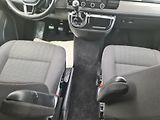 Volkswagen Multivan (2016) T6 2.0 TDi 110-KW NAVI OLOMOUC - náhled 26