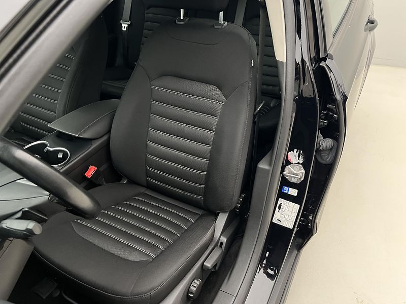 Ford Mondeo 2.0 TDCI TREND - fotka 16 z 39