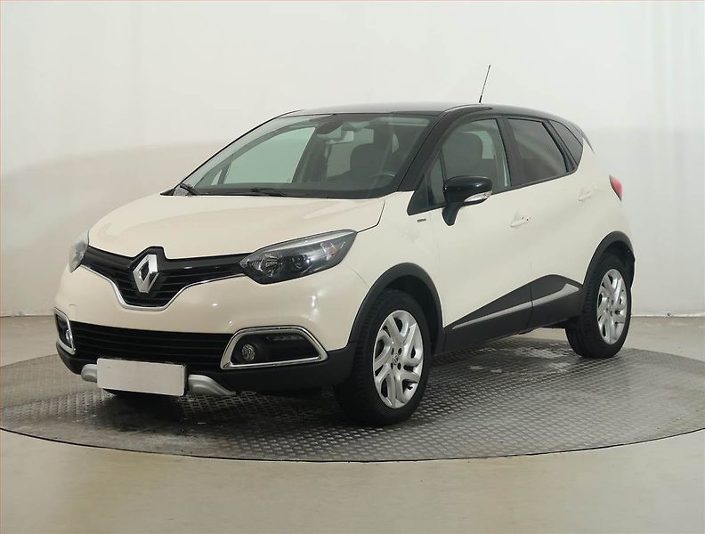 Renault Captur (2017) 1.2 TCe, Tempomat - fotka 2 z 13