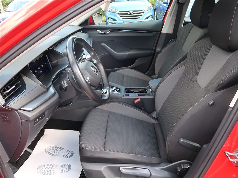 Škoda Octavia 2,0 TDi,1majČR,Serv.kn.,DPH - fotka 12 z 26