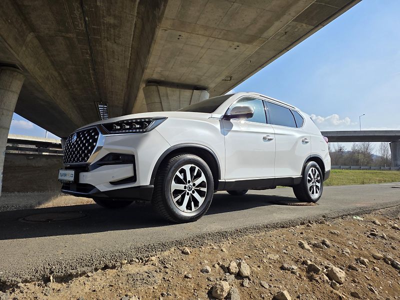 SsangYong Rexton 2.2-PREMIUM+-TAŽNÉ 3T-ZÁRUKA - fotka 45 z 62