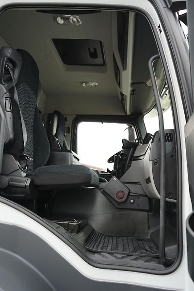 Mercedes-Benz (2019) ANTOS / 1830 / EURO 6 / CHŁODN - fotka 8 z 45