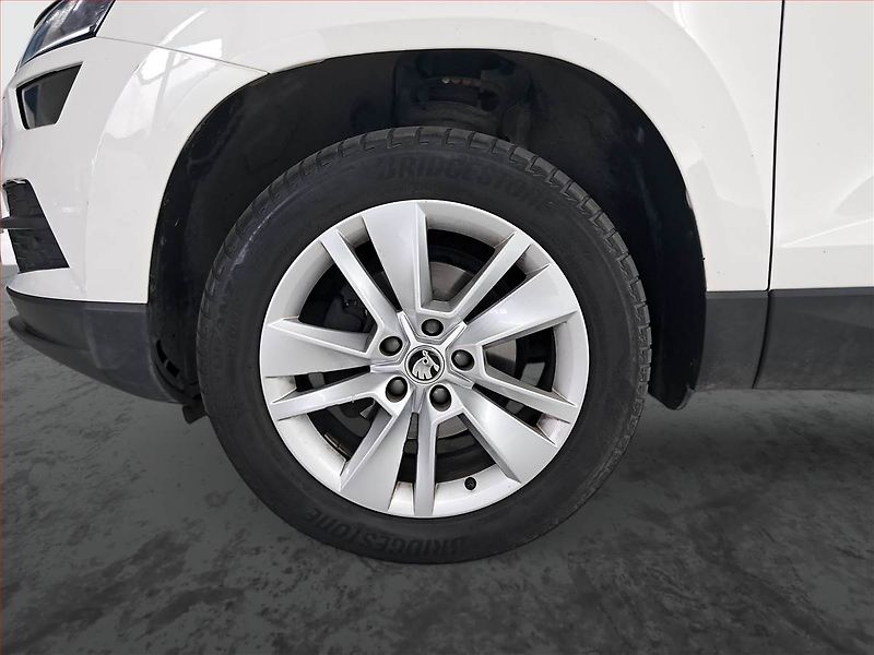 Škoda Karoq (2020) Ambition Plus 1.5 TSI - fotka 15 z 17