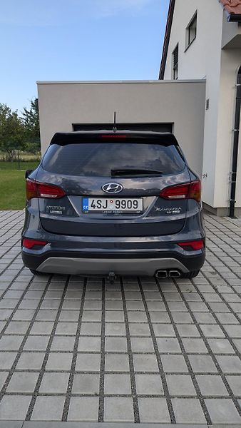 Hyundai Santa Fe (2018) 2.4 GDI , 4X4, Manual - fotka 4 z 12