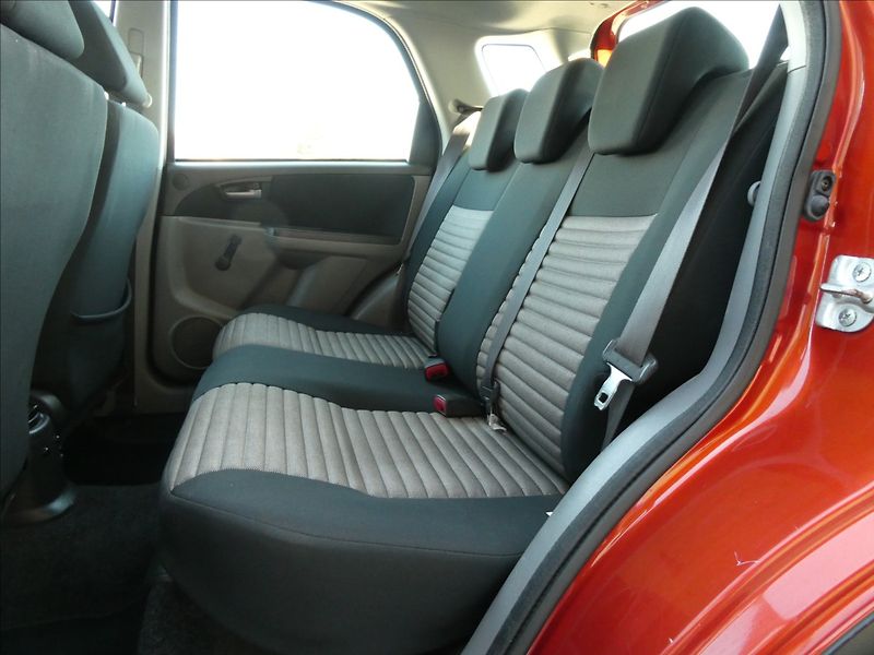 Suzuki SX4 1,5 73kW GLX,2x kola,závěs,kli - fotka 18 z 39