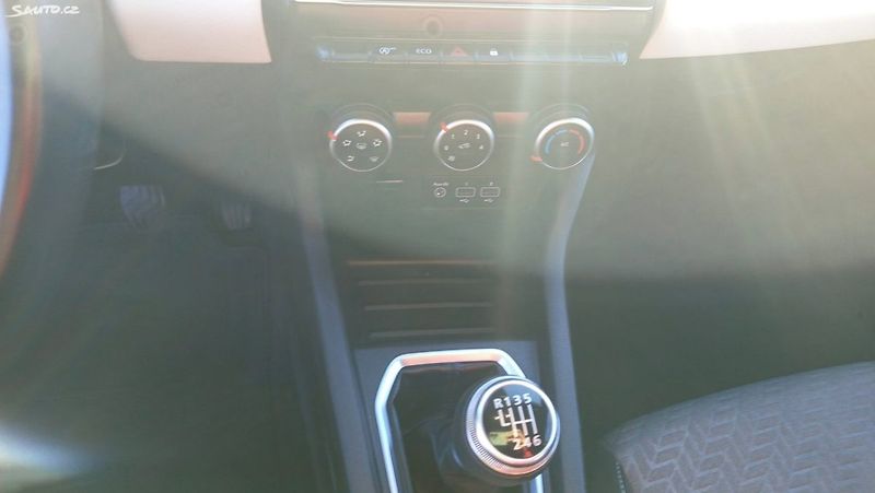 Renault Clio (2021) - fotka 26 z 27