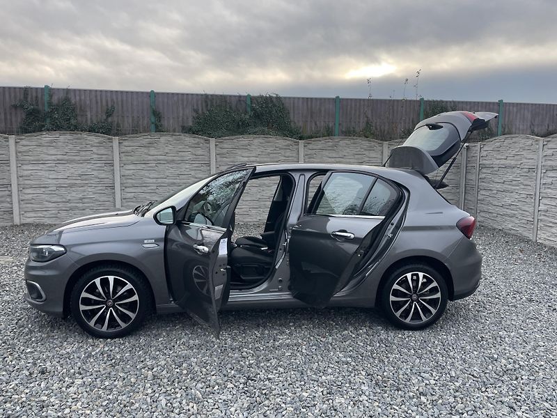 Fiat Tipo 1.4Ti-JET 120PS LPG LOUNGE TOP - fotka 160 z 187