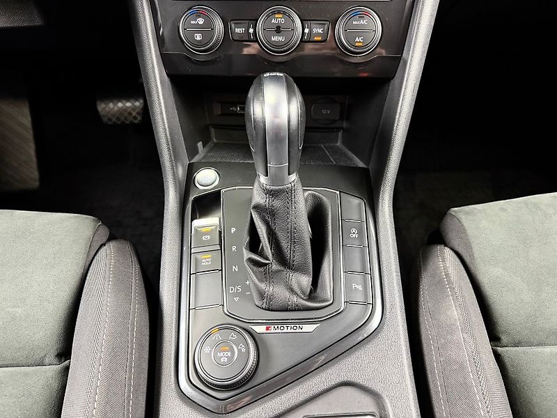 Volkswagen Tiguan Allspace 2.0 TDI 140KW DSG 4MOTION, DYN - fotka 24 z 31