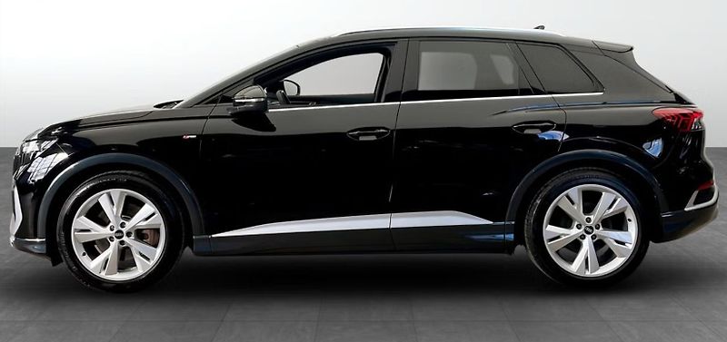 Audi Q4 40 e-tron Auto. Parkování BLIS - fotka 2 z 12