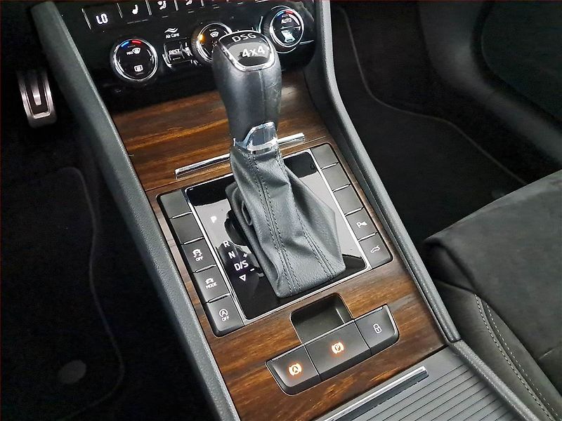 Škoda Superb (2021) Scout 2.0 TDI - fotka 13 z 23