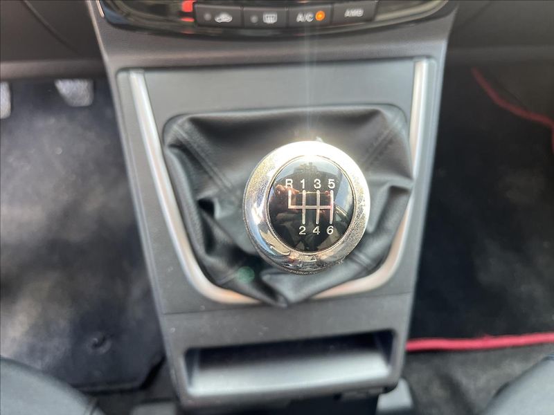 Mazda 5 1,6 MZRCD 7MÍST SERVIS ROZVODY - fotka 25 z 45