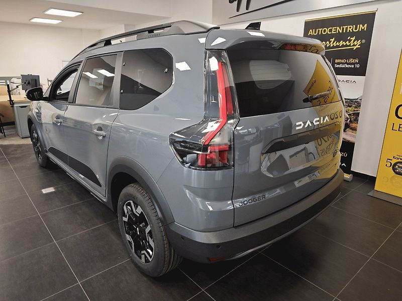 Dacia Jogger (2026) Journey TCe 110 7 míst - fotka 2 z 6