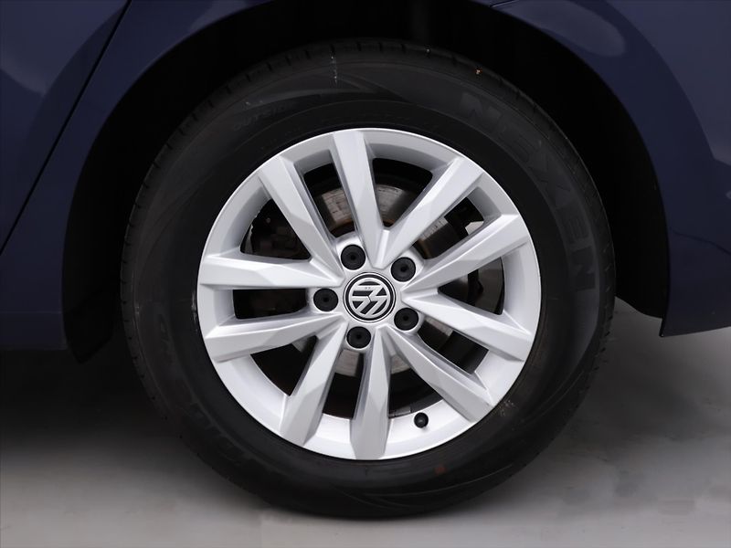 Volkswagen Touran 1,6 TDI 81kW Navi Tažné - fotka 27 z 34