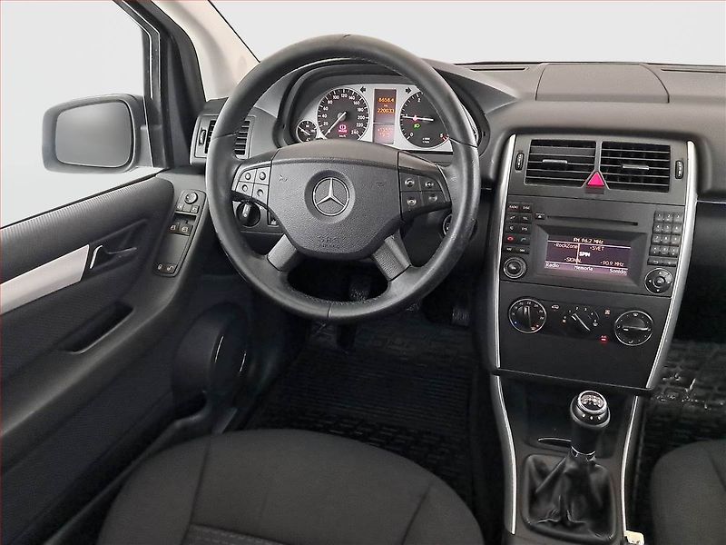 Mercedes-Benz Třídy B (2011) B 180 CDI - fotka 7 z 15