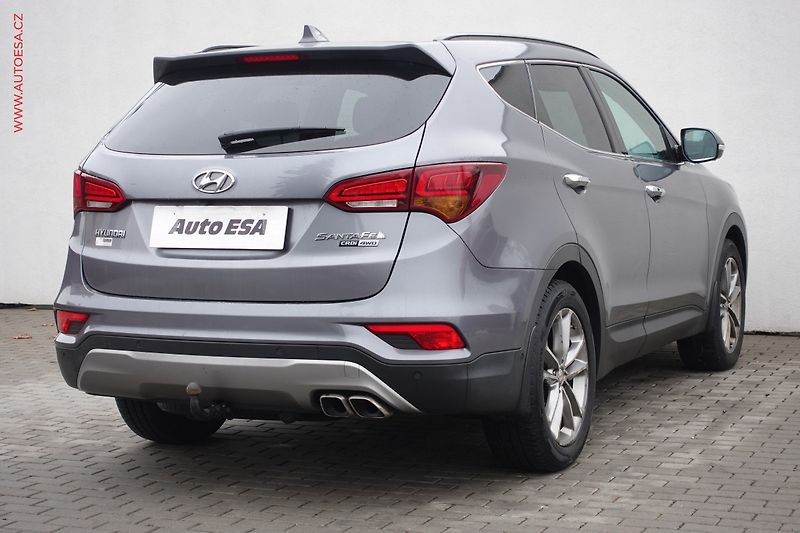 Hyundai Santa Fe (2016) 2.2CRDi 4x4, ČR, Premium, AT - fotka 4 z 26