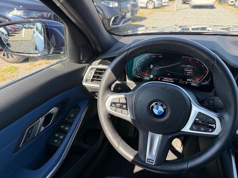 BMW Řada 3 (2020) xDRIVE 320i 135kW 4x4 CZ DPH - fotka 11 z 11