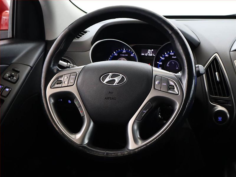 Hyundai ix35 (2014) 1.7 CRDi, Kůže, Tempomat - fotka 13 z 16
