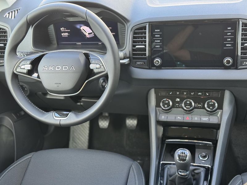 Škoda Karoq (2026) Clasic 1.5 TSI 110 kW - fotka 5 z 25