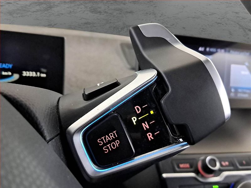 BMW i3 (2019) 94Ah BEV, SoH 89% - fotka 13 z 19