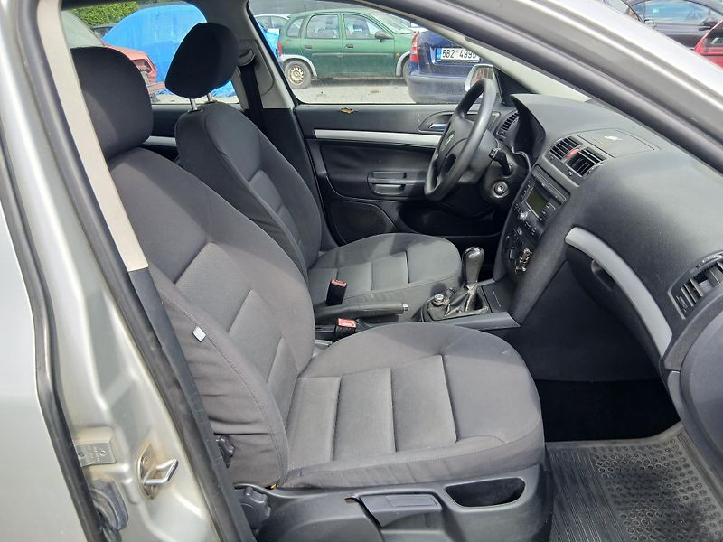 Škoda Octavia 1.9 TDI, nová STK - fotka 23 z 27