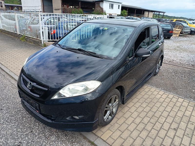 Honda FR-V (2005) 2.0i 110kv 6 mist - fotka 8 z 34
